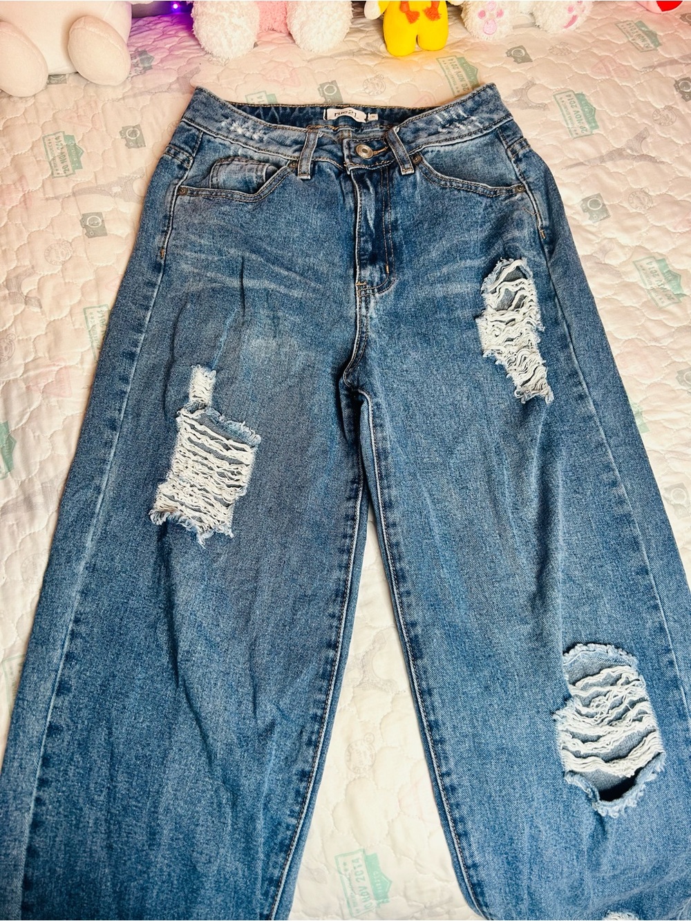 Rue21 Distressed Boyfriend Jeans in Medium Blue Wash